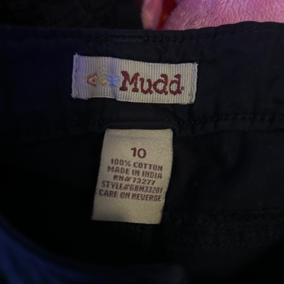 Mudd embroidered black cargo jeans size 10 - Picture 4 of 5